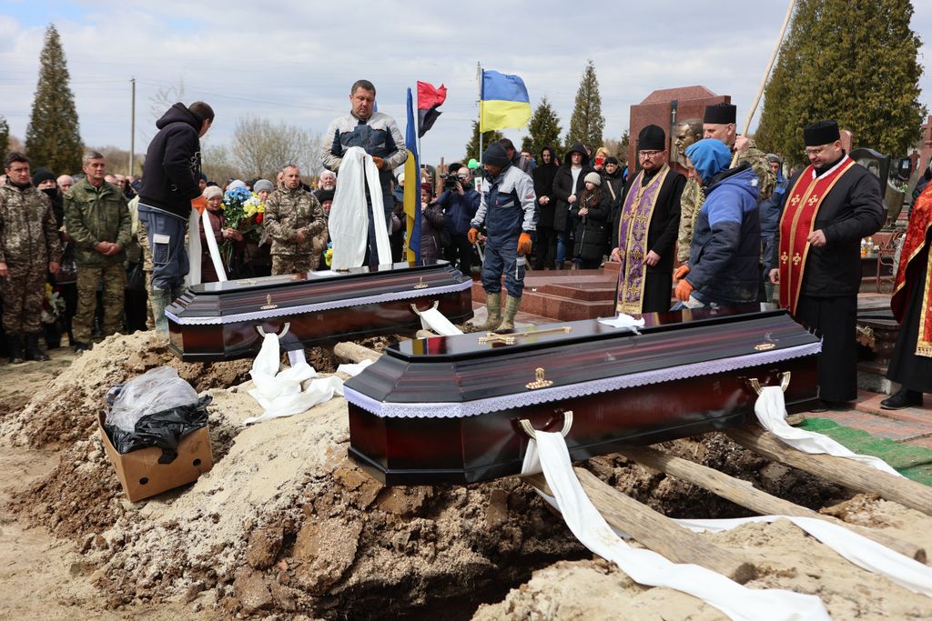 Military funeral of Ukrainian defenders - Roman and Leonid Butusin in Ivano-Frankivsk Region