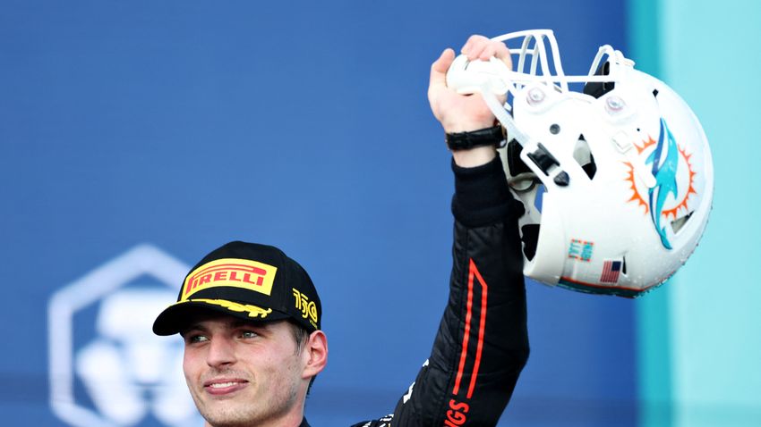 Leclerc megizzasztotta Verstappent, de a holland győzött Miamiban