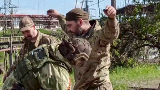 Megadták magukat az Azovsztal védői, orosz kézen teljes Mariupol