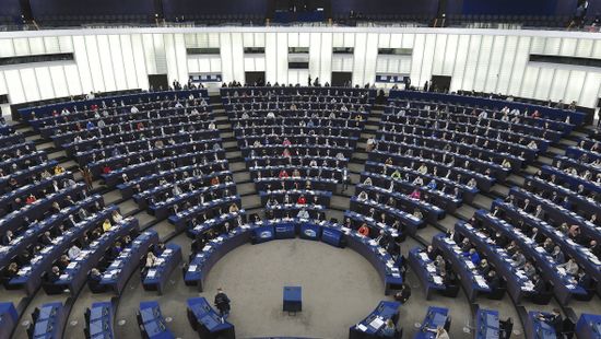 Az EP egységes európai választássá alakítaná az uniós parlamenti választásokat
