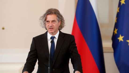 Miniszterelnökké választotta a szlovén parlament Robert Golobot