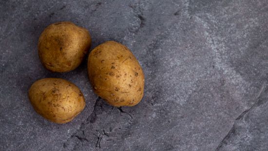 Így tud tökéletes krumplit főzni a mikróban