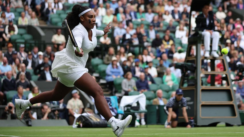 Döbbenetes fordulat: Serena Williams a győzelemért szervált, mégis kiesett