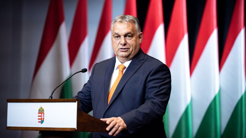 Telefonon hívta fel Zelenszkij Orbán Viktor miniszterelnököt