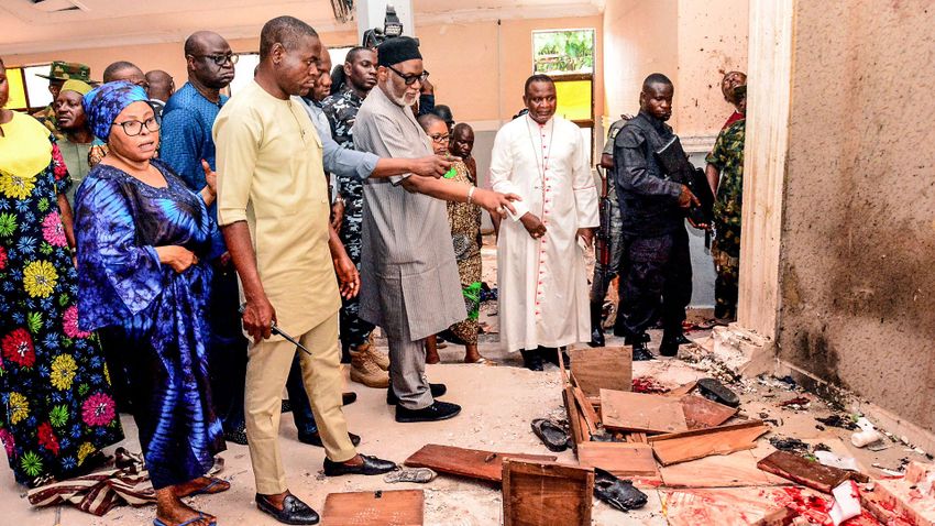 Letartóztatták a nigériai templomi mészárlás gyanúsítottjait