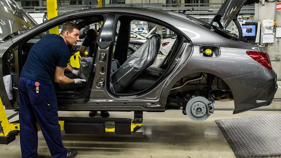 Német lap: Megszűnik az A-, és a B-osztályú Mercedesek gyártása