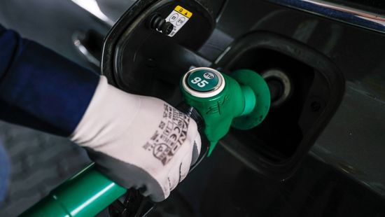 Több helyről támadják a magyar benzinár-szabályozást
