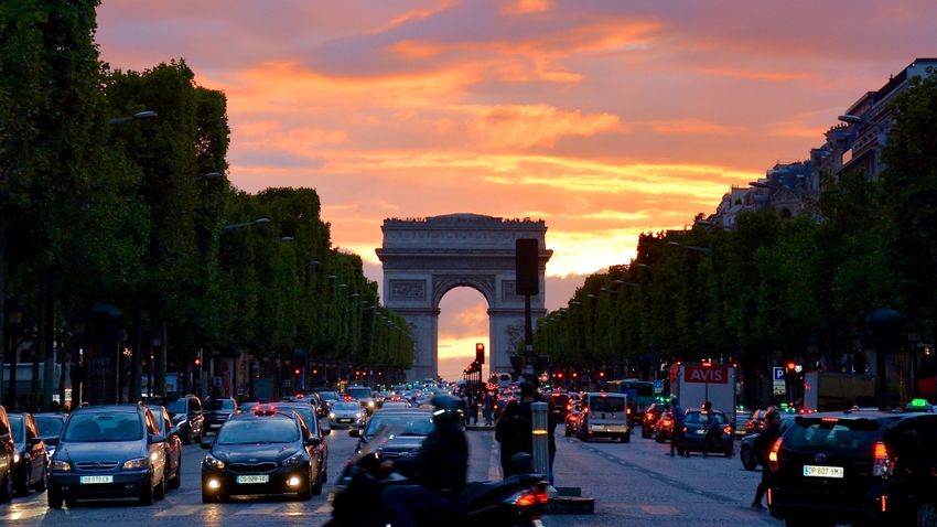Lapozó: Összeomolhat a közlekedés Párizsban a 2024-es olimpián