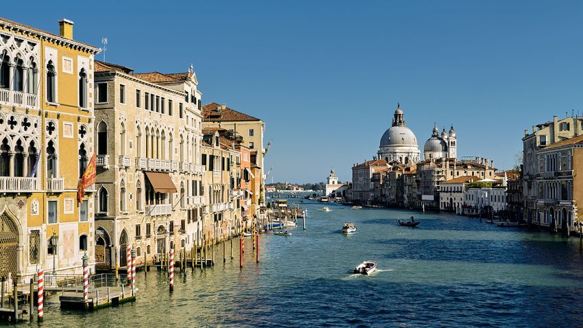 Velencében januártól bevezetik a fizetős belépést a városba