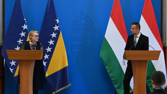 Szijjártó: Az EU történelmi felelőssége, hogy lendületet adjon a nyugat-balkáni bővítésnek