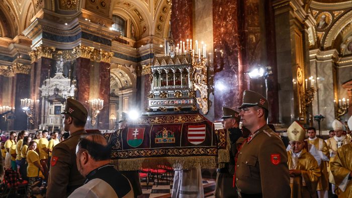 Ünnepi szentmise a Szent István Bazilikában Fotó: Kurucz Árpád