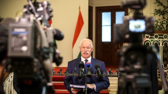 Csák János: A tanult ember képes gondoskodni önmagáról és közösségéről