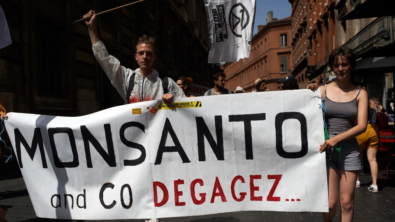 March Against Biocides And GMO Maker Bayer-Monsanto