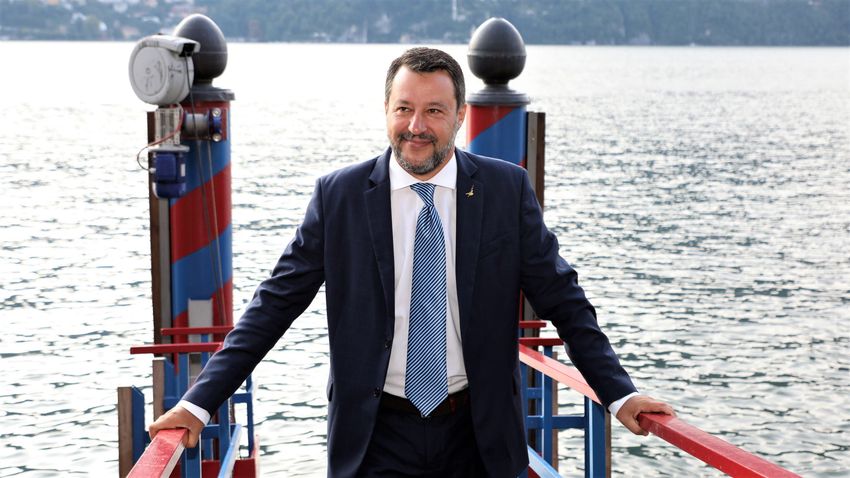 Dübörög a kampány: Az illegális migráció visszaszorítását ígéri Salvini