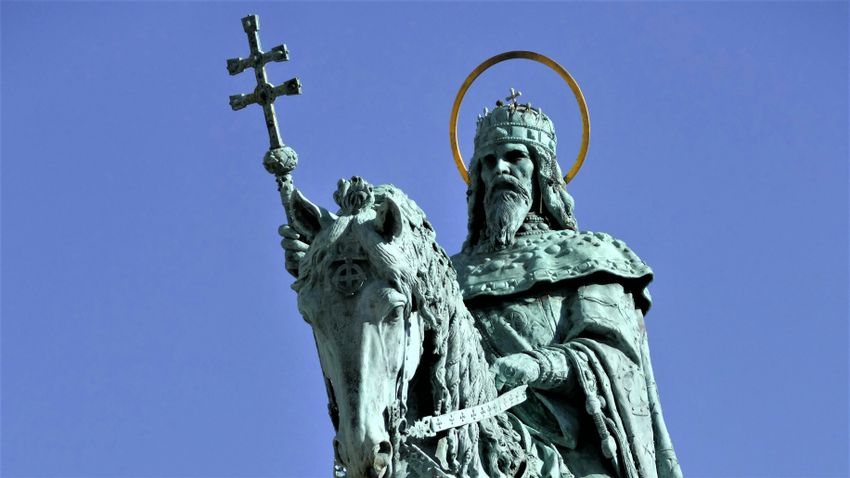 Szent István király és életműve