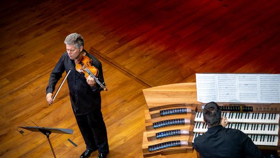 Újra magyar hegedűs a Concertgebouw színpadán 
