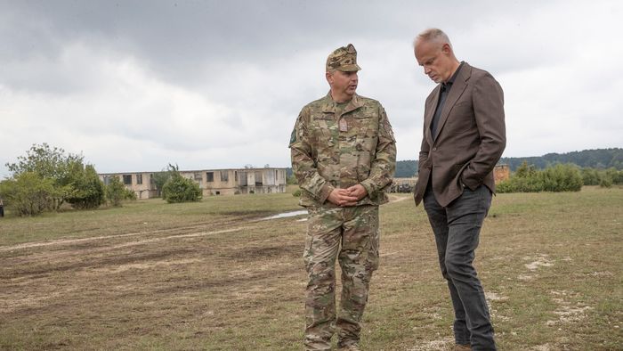 a Magyar Honvédség harc- és reagálóképességének növelése kapcsán elrendelt nagy láthatóságú különleges műveleti gyakorlat szakmai – és sajtó napSzalay-Bobrovniczky Kristóf honvédelmi miniszter Újdörögd kiképző bázis