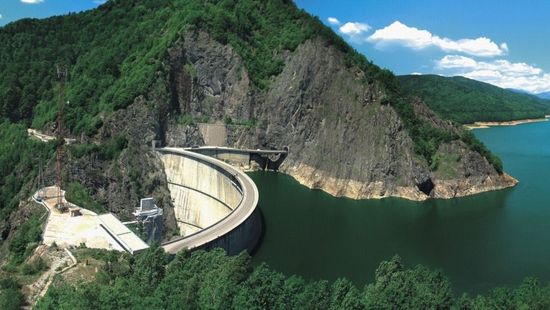 Népszerű vízerőmű Romániában
