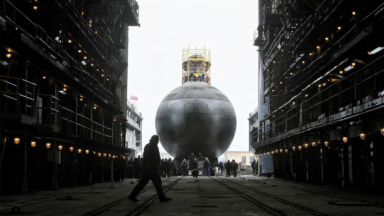 &quot;Petropavlovsk-Kamchatskiy&quot; Diesel-electric Submarine Project 636.3 Launch