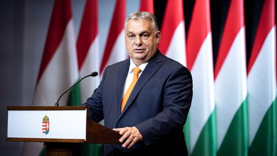 A kormány gondoskodik az idősekről! + videó
