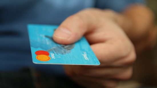 Százmilliókat buknak a magyarok a kártyacsalásokon