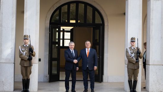 Orbán Viktor: Üzbegisztán kiemelkedően fontos partner