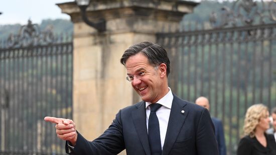 Tovább csökkent a vezető holland kormánypárt támogatottsága
