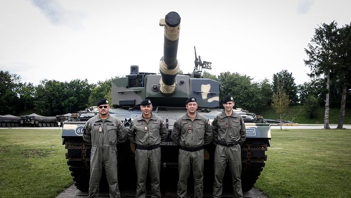 20200703 MN Németország KMW gyár München Leopard2 A4 típus