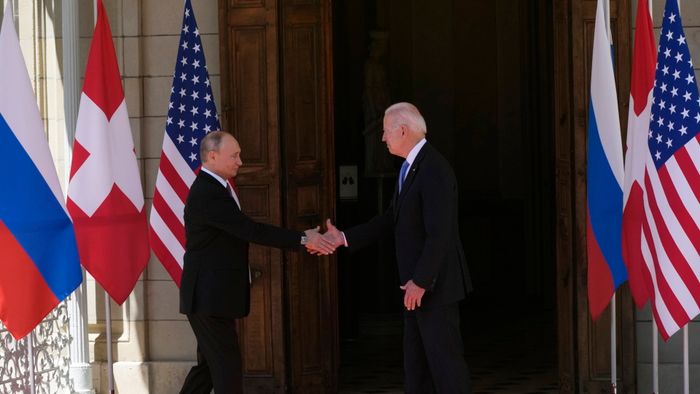 BIDEN, Joe; PUTYIN, Vlagyimir