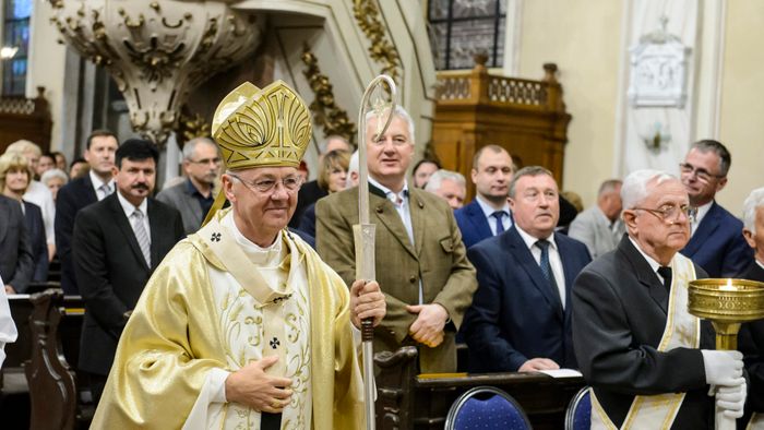 SZENT BERTALAN; TERNYÁK Csaba; SEMJÉN Zsolt; HIESZ György