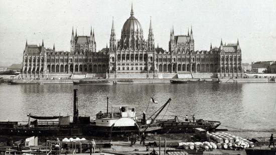 Százhúsz évvel ezelőtt tartotta meg a képviselőház első ülését a budapesti Országházban
