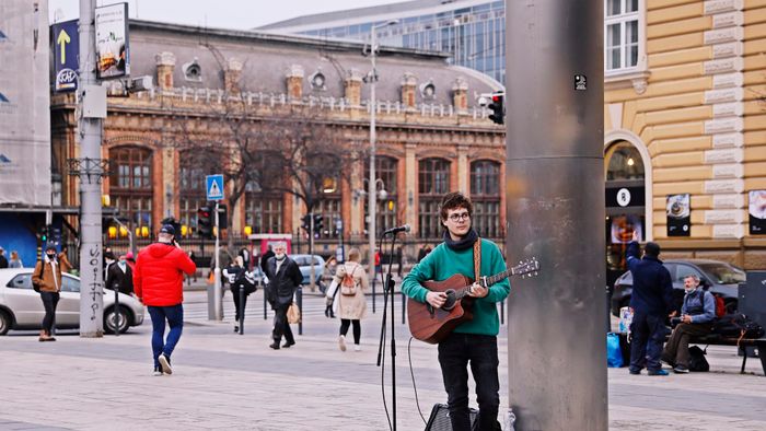 Utca Zenészek. 20210307 Budapest Fotó Bach Máté Magyar Nemzet