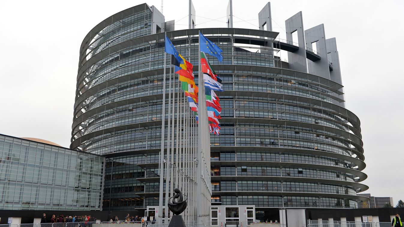 European lawmakers back motion to halt Turkey
