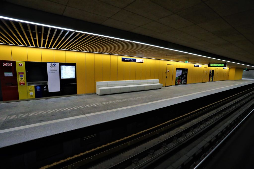 m3 metro déli szakaszának felújítása
