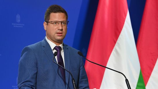 Gulyás Gergely: Három év múlva a pedagógus-átlagbér 750 ezer forint fölött lesz