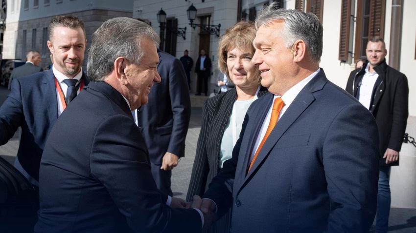 Orbán Viktor: Nekünk az a jó, ha Kelet és Nyugat együttműködik