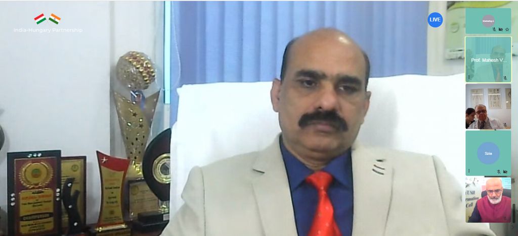 Prof. Dr. Mahesh Vyas