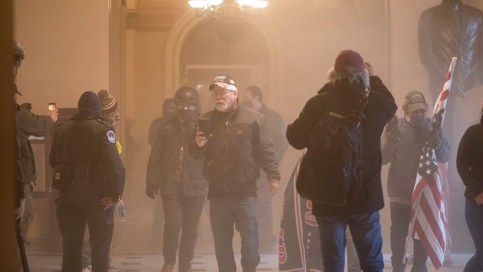 Protestors enter US Capitol