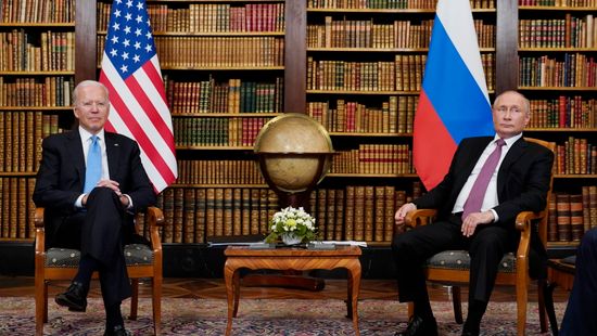 Béketárgyalást sürgetnek a demokraták Biden és Putyin elnökök között