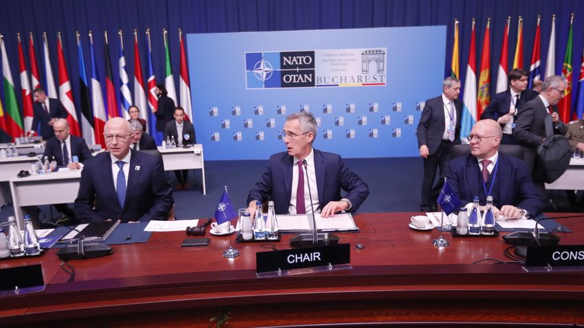 Ukrajnát támogató nyilatkozatot fogadtak el a NATO külügyminiszterei