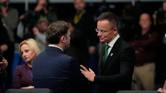 Szijjártó Péter: Magyarországon nem fog múlni a NATO bővítése