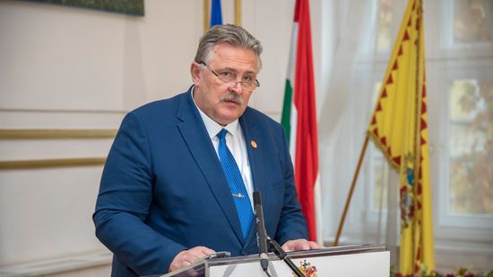 Miskolcon a baloldal is megszavazta a Fidesz–KDNP indítványát a szankciók elvetéséről