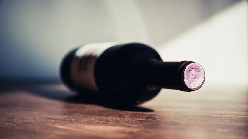 Megdöbbentő: több millió palack bort hamisítottak a világ egyik leghíresebb borvidékén