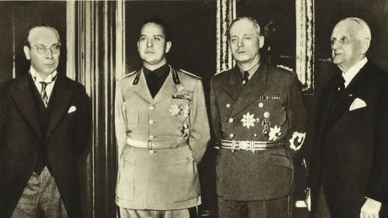 „Isten és a Haza nevében: előre!”