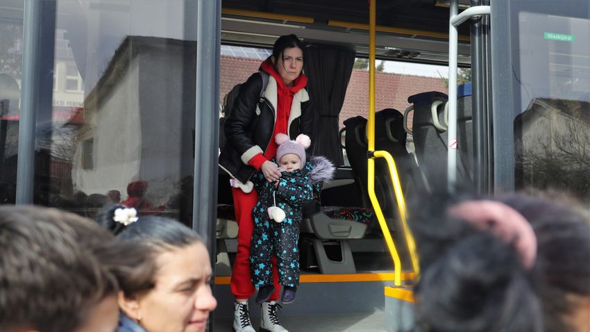 Több mint kilencezren érkeztek Ukrajnából vasárnap
