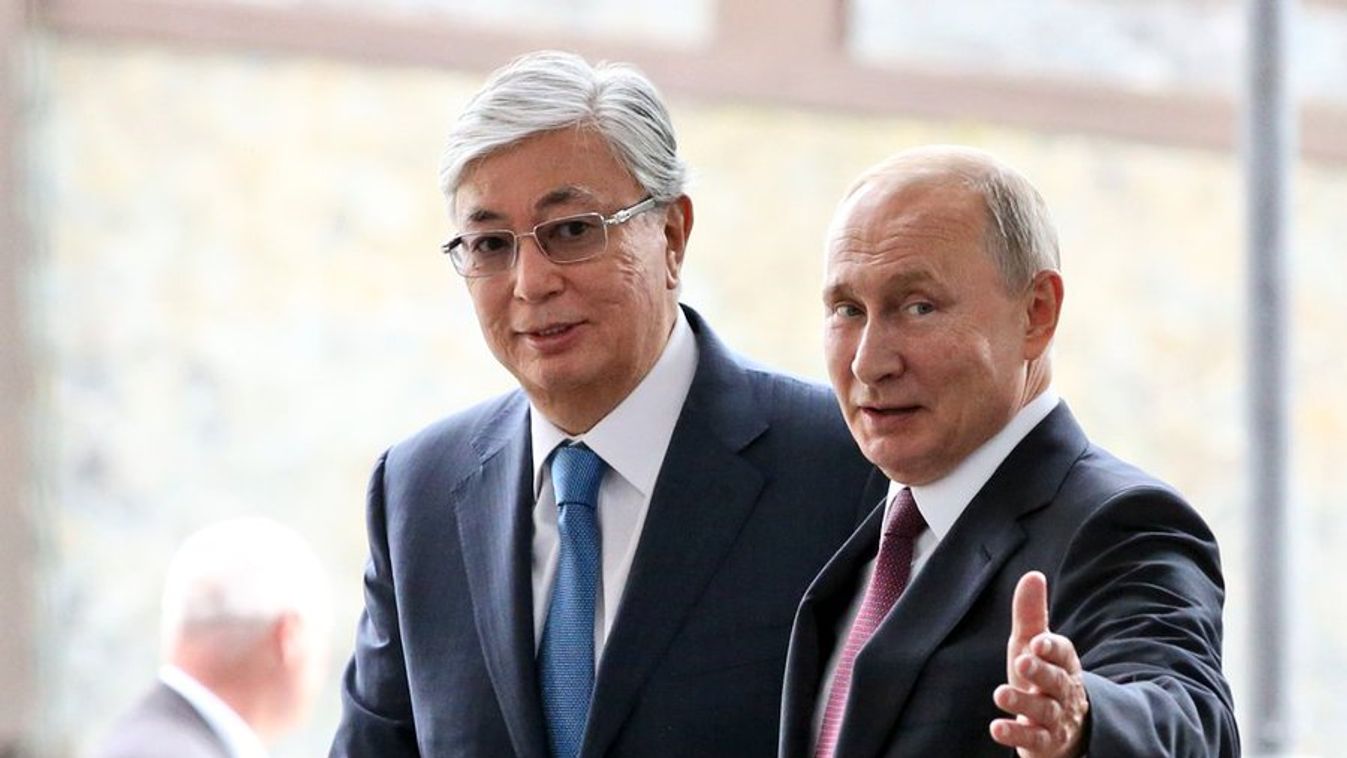 Vlagyimir Putyin orosz elnök Moszkvában fogadja Kaszim-Zsomart Tokajev kazah államfőt. 2022.11.28-án. (Forrás: Roy Lugo / Twitter)