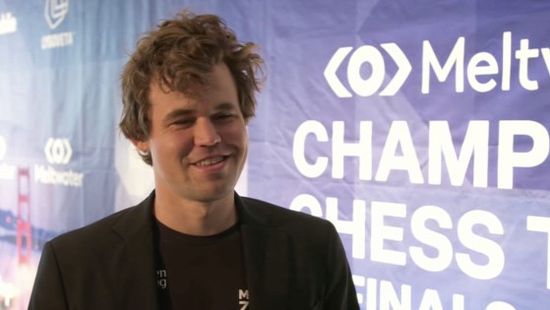 Magnus Carlsen újra móresre tanította az ifjúságot