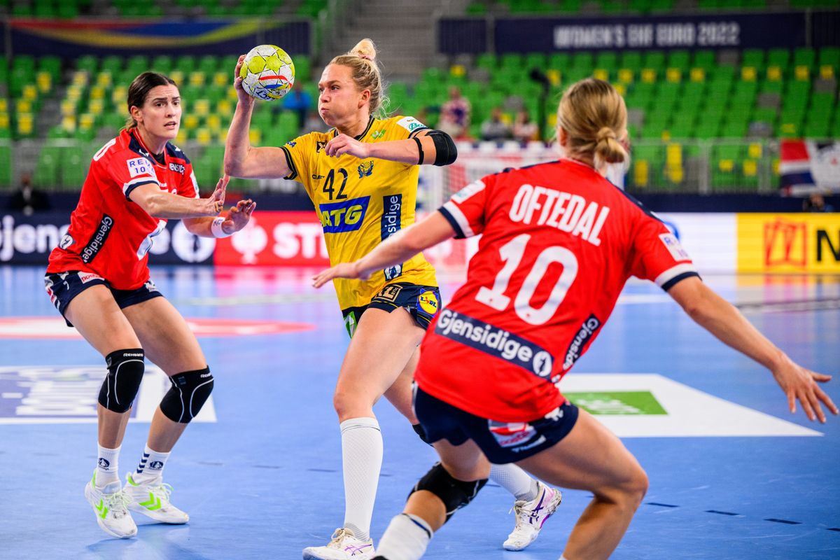 HANDBALL-2022-EHF-WOMEN-S-EUROPEAN-CHAMPIONSHIP-NORWAY-SWEDE/