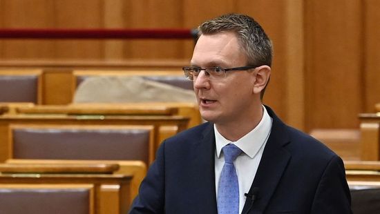 Rétvári Bence: Ez teljes mértékben képmutatás