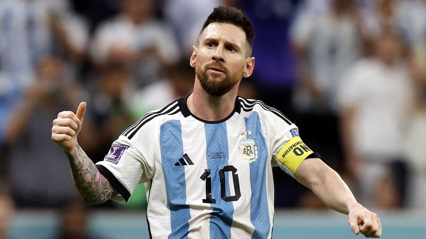 Ronaldo spoke of hypocrisy and of Messi’s possible success at the World Cup